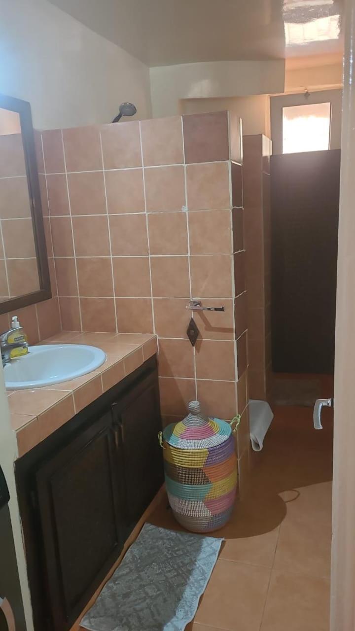 Villa Bord De Mer Avec Piscine Sali Tap Екстер'єр фото